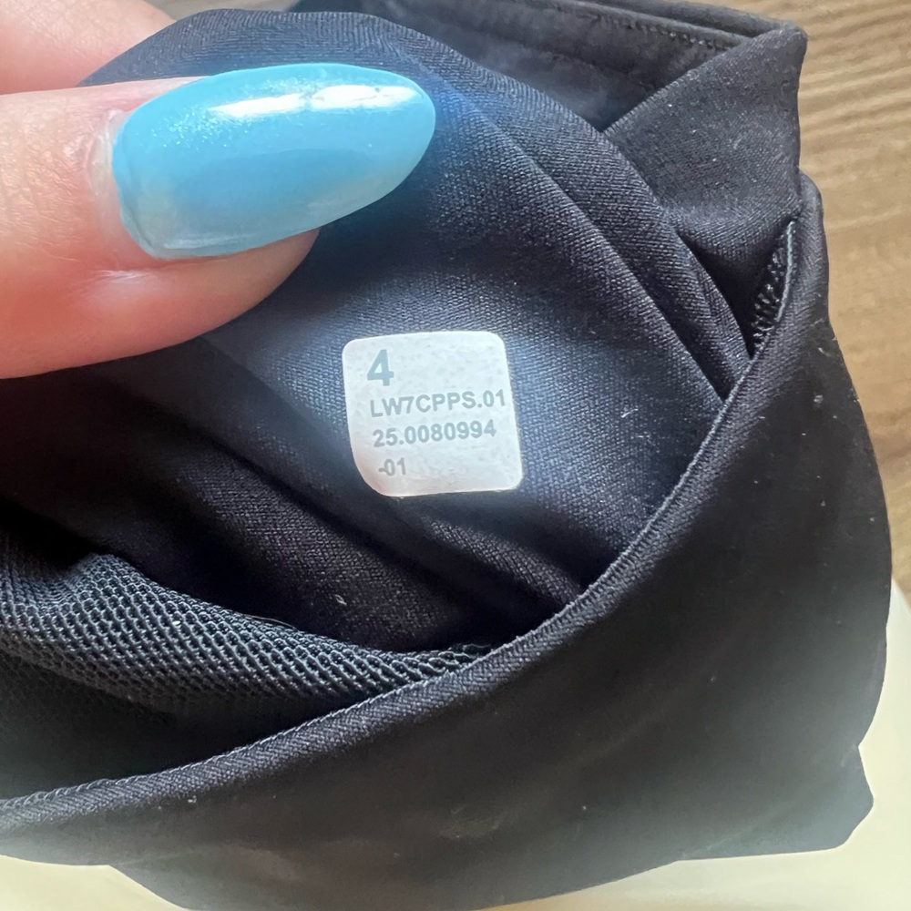 Lululemon Fast and Free High Rise Black Shorts - Picture 6 of 6
